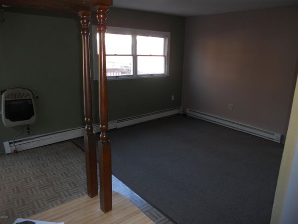 1614 Luzerne St, Scranton, PA 18504